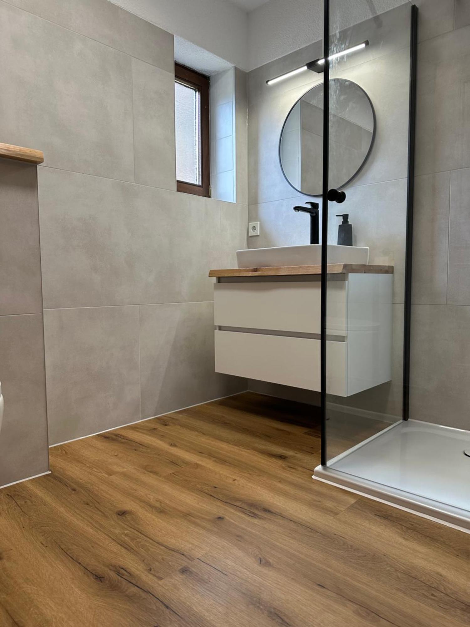Bollenlodge - Ferienwohnung Mit Ausblick Und Top Lage Todtnau Eksteriør billede